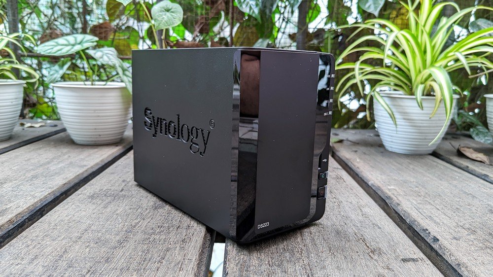 Thiết bị lưu trữ mạng NAS Synology DiskStation DS223