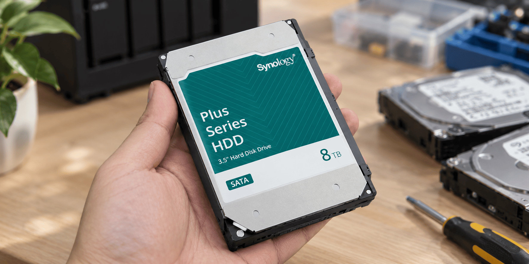 Ổ cứng Synology Plus Series HAT3320-8T 8TB