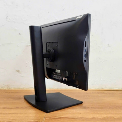 Máy tính Dell Optiplex 3050 All-in-One core i7 gen 6 ổ ssd 256Gb, wifi, màn hình 19.5 inch HD+